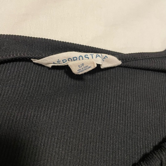 Aeropostale Black Cropped Long Sleeve Top with Tie Detail - Picture 3 of 3